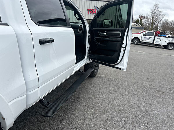 2025 Dodge RAM 1500 New Rough Country Power Steps 2